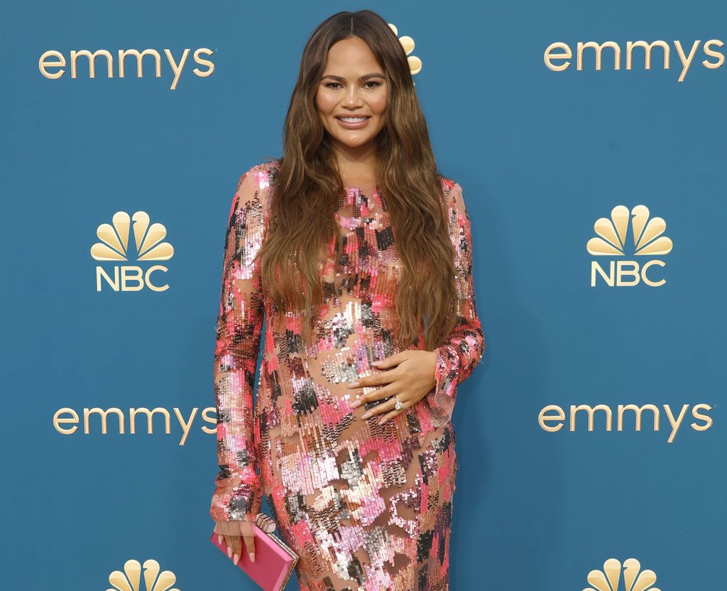 Chrissy Teigen Showed Off Her Baby Bump at the 2022 Emmy Awards