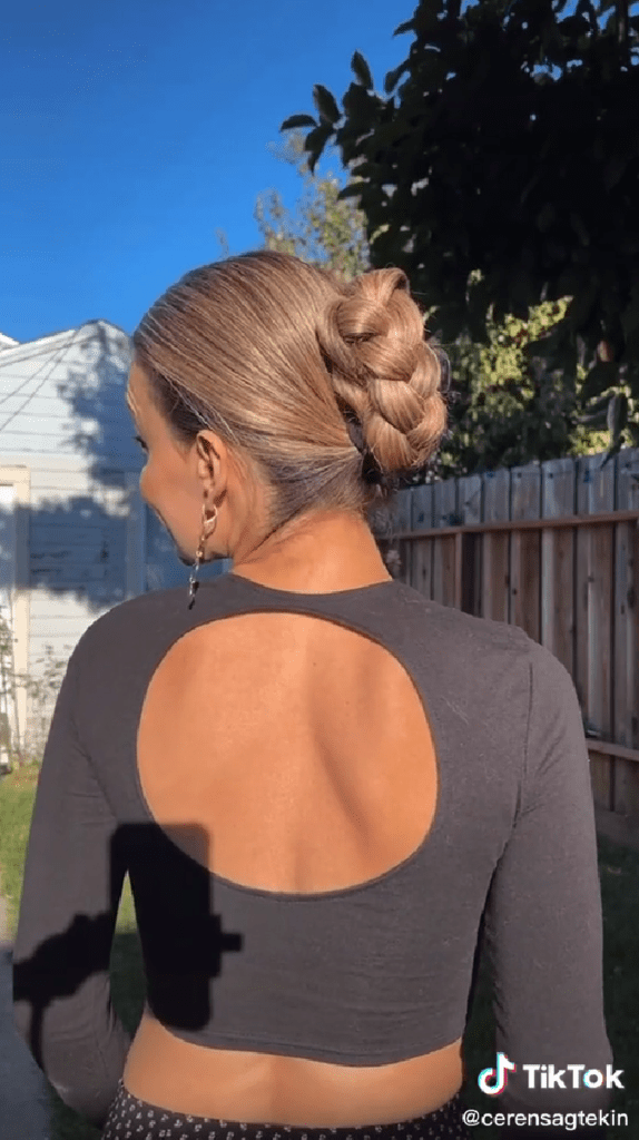 TikTok claw clip ponytail hack.