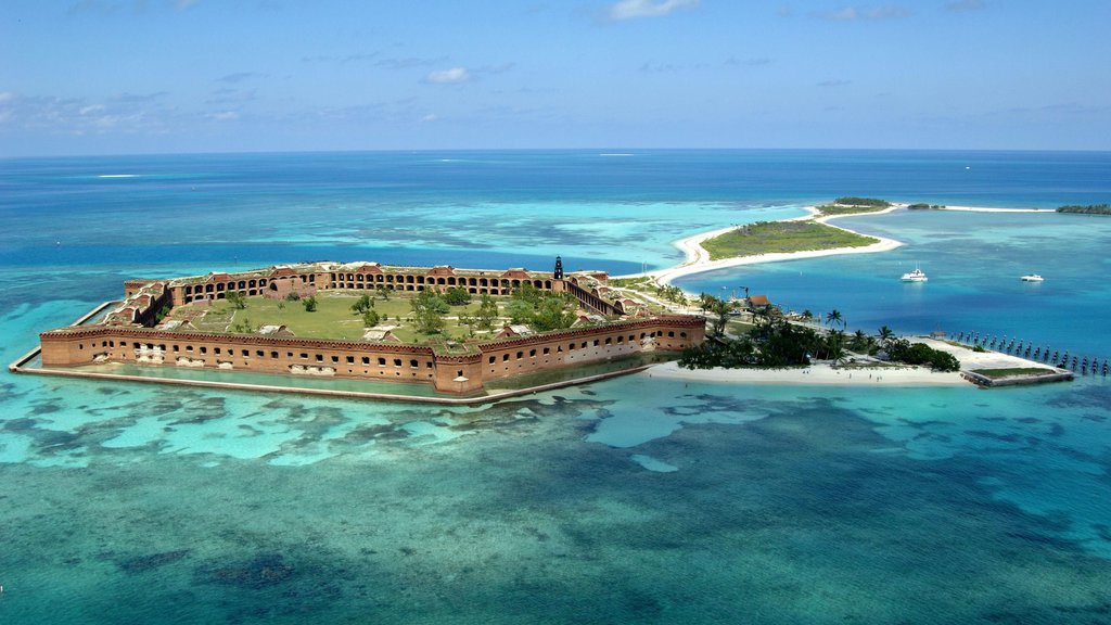 The Beautiful Dry Tortugas National Park, 99% Submerged Underwater