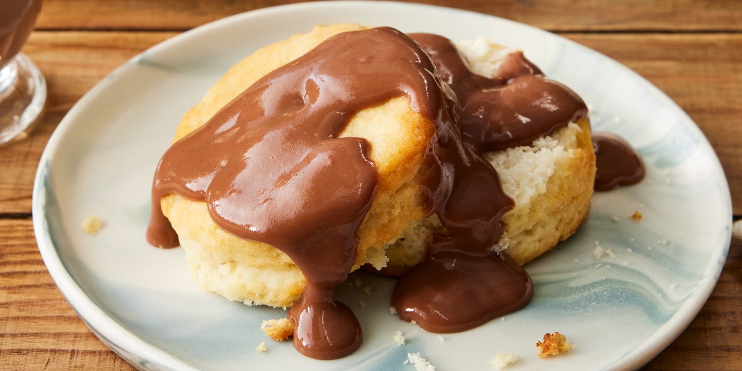Chocolate Gravy Is Great and Tastes Like Nostalgia and Comfort